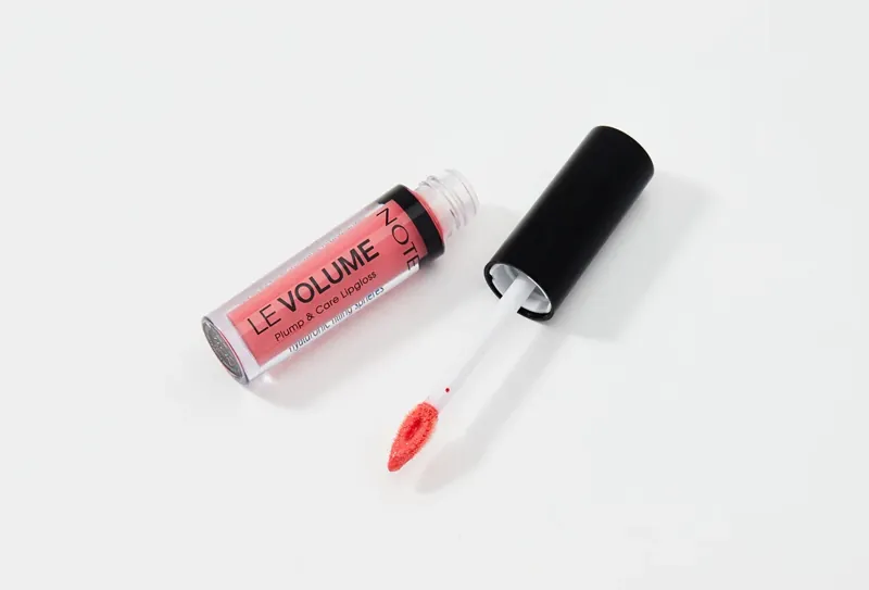 Le volume plump & care lipgloss