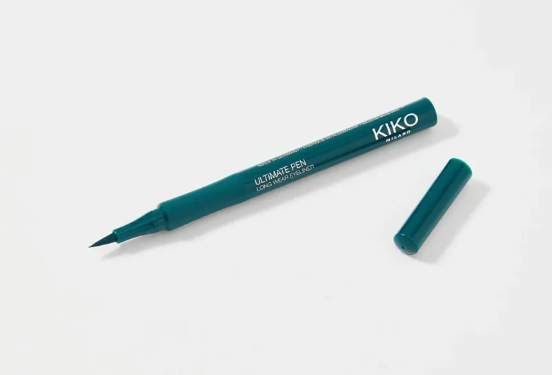 ULTIMATE PEN EYELINER