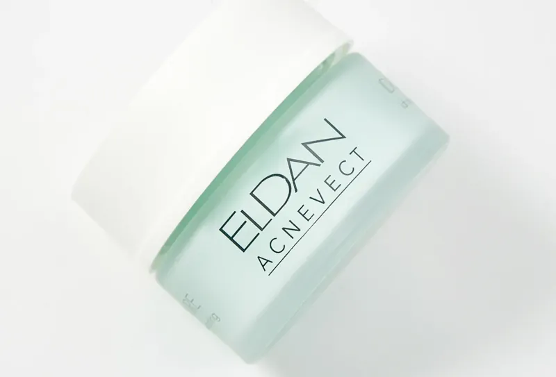 Idrapure oil free hydrating