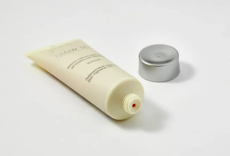 Peel off mask Instant lifting