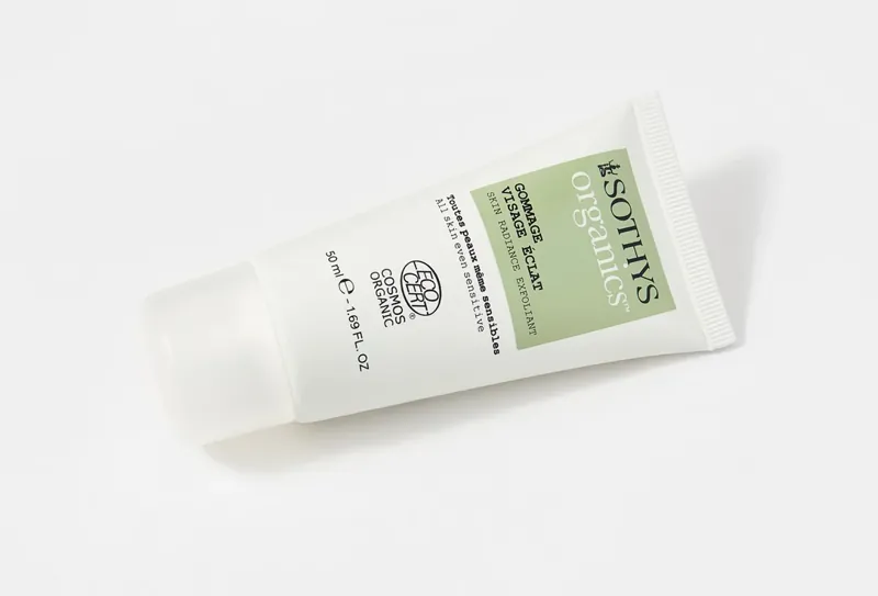Radiant face scrub
