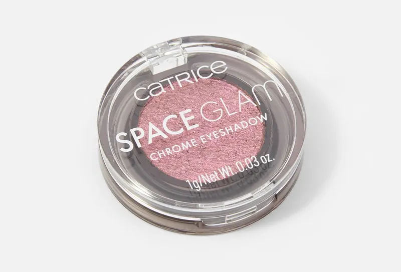 Space glam chrome eyeshadow