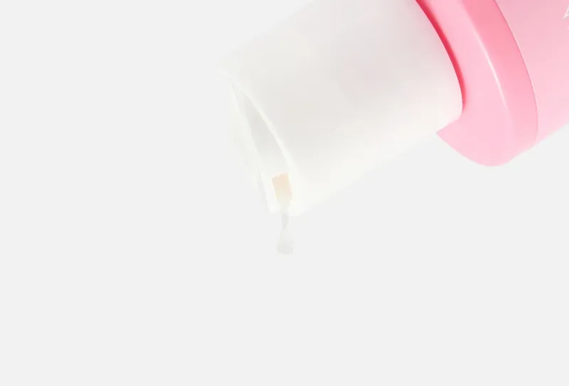 with calamine to narrow pores